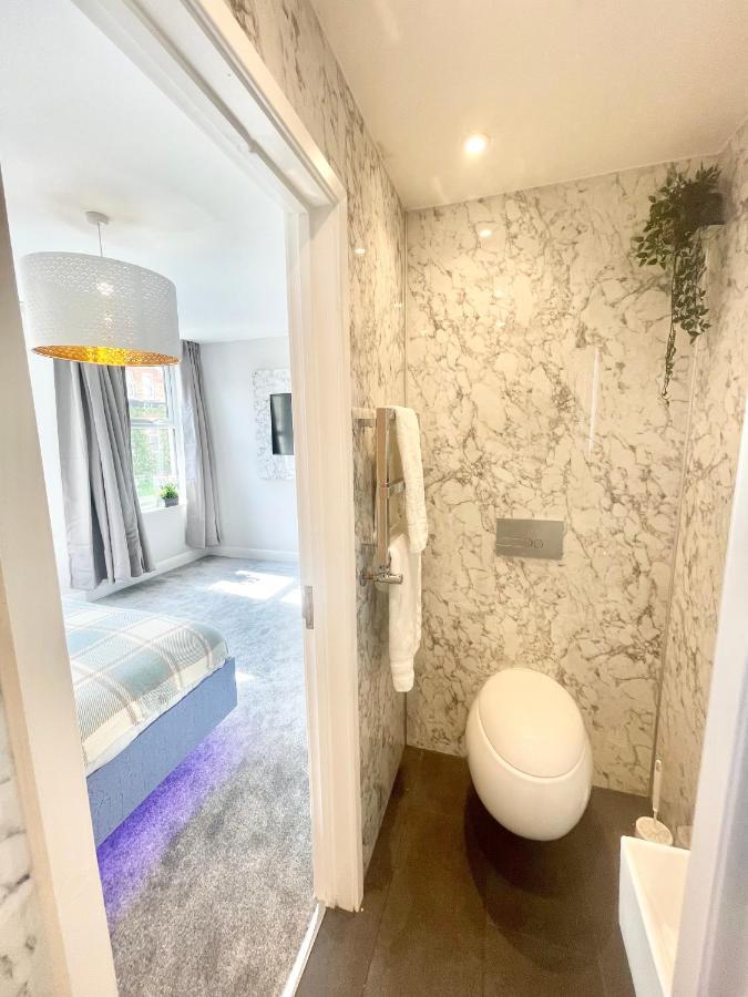 Cloud9 Guest House - By Coastline Retreats - Newly Renovated, Beautiful Ensuite Rooms Near Seafront In Town Centre, Netflix, Superfast Wifi, Communal Kitchen Μπόρνμουθ Εξωτερικό φωτογραφία