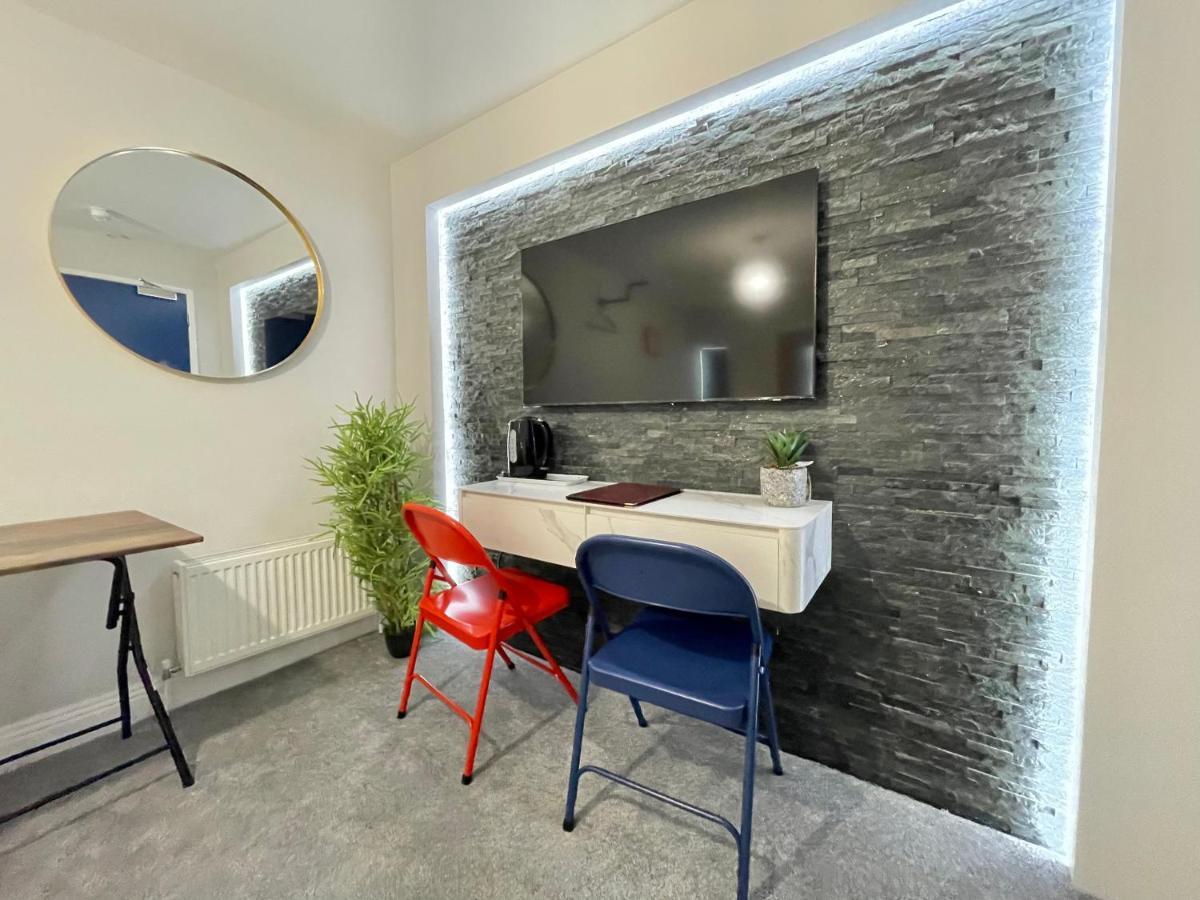 Cloud9 Guest House - By Coastline Retreats - Newly Renovated, Beautiful Ensuite Rooms Near Seafront In Town Centre, Netflix, Superfast Wifi, Communal Kitchen Μπόρνμουθ Εξωτερικό φωτογραφία