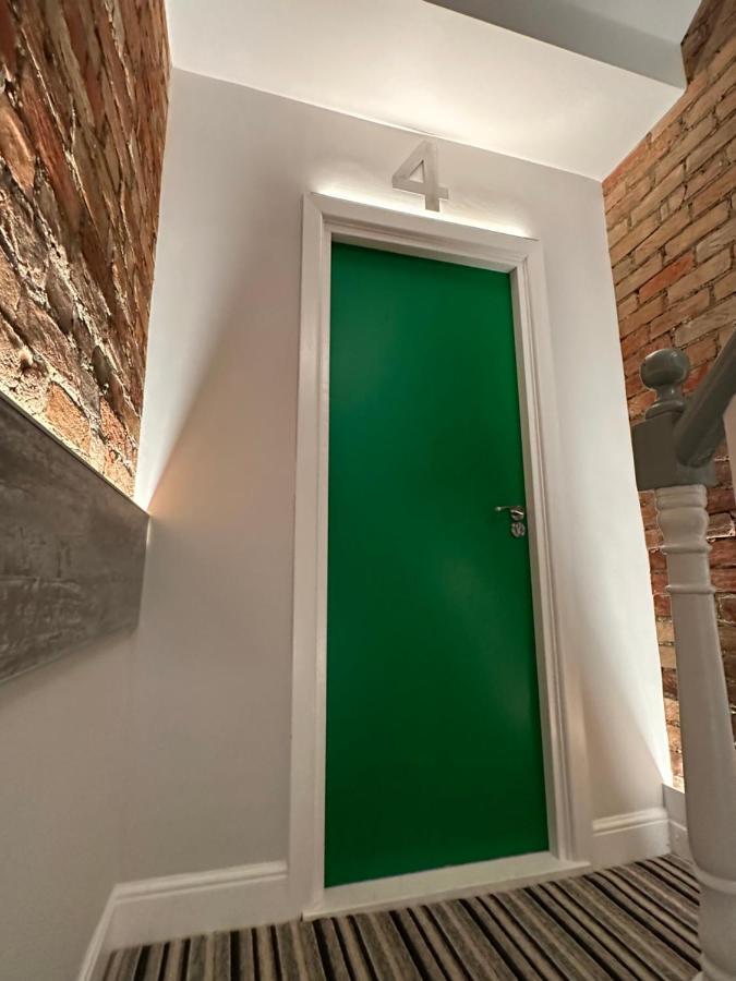 Cloud9 Guest House - By Coastline Retreats - Newly Renovated, Beautiful Ensuite Rooms Near Seafront In Town Centre, Netflix, Superfast Wifi, Communal Kitchen Μπόρνμουθ Εξωτερικό φωτογραφία